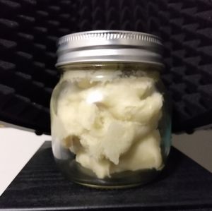 100% unrefined Shea Butter from Ghana